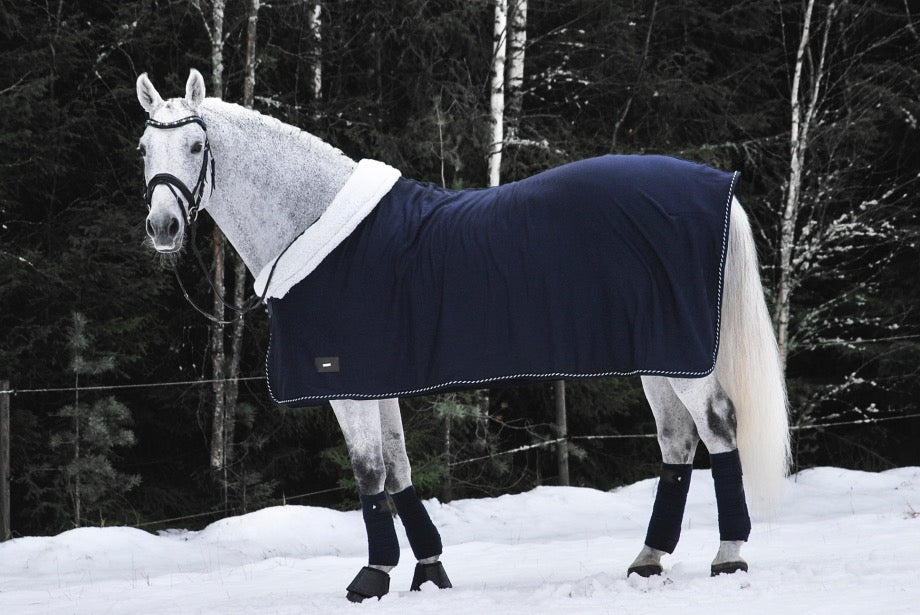 iE Luxury Blanket - Navy - Horse Musthaves
