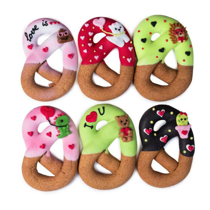 Candy Horse Valentine Iced Pretzels